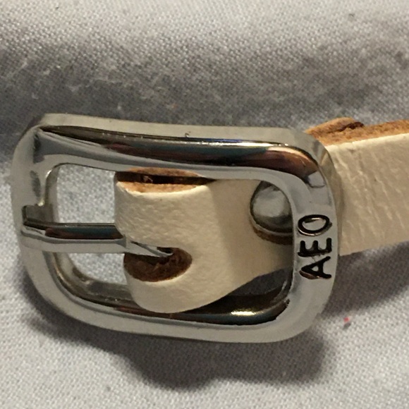 L O V E American Eagle Leather Bracelet - Picture 2 of 12